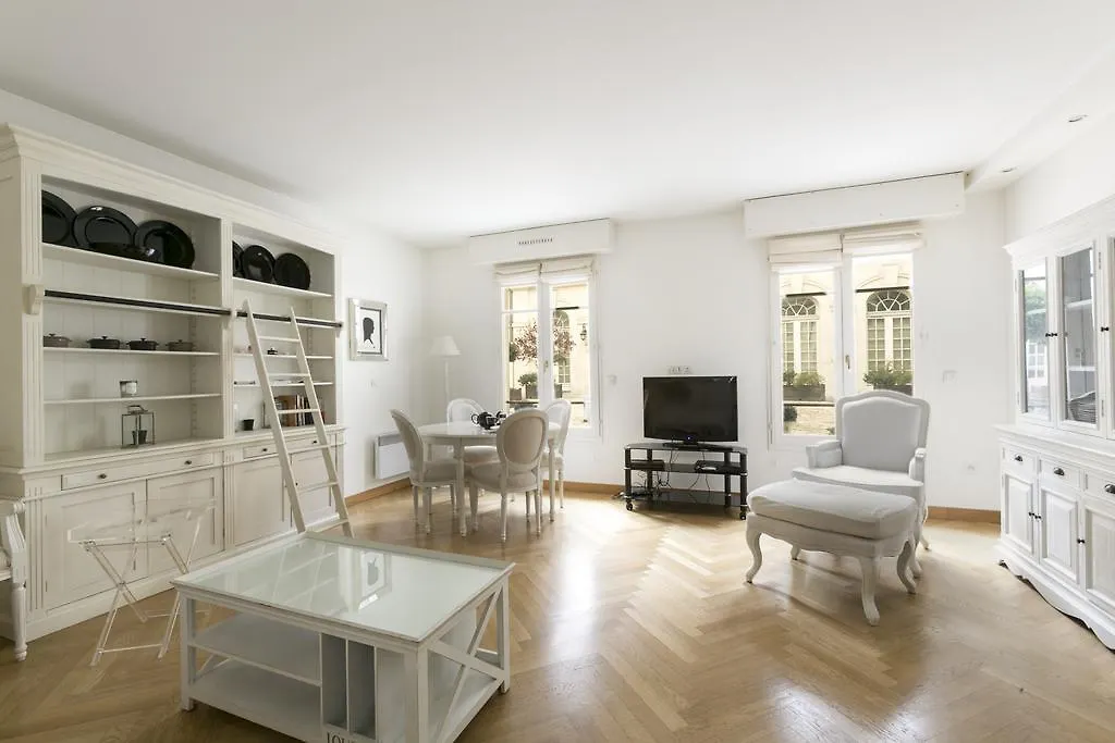 Apartment Halldis - Odeon Area *